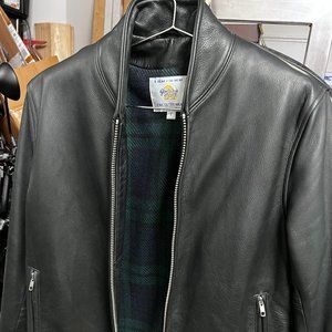 Golden Bear Leather Jacket Size S Made in USA Look at measurements
